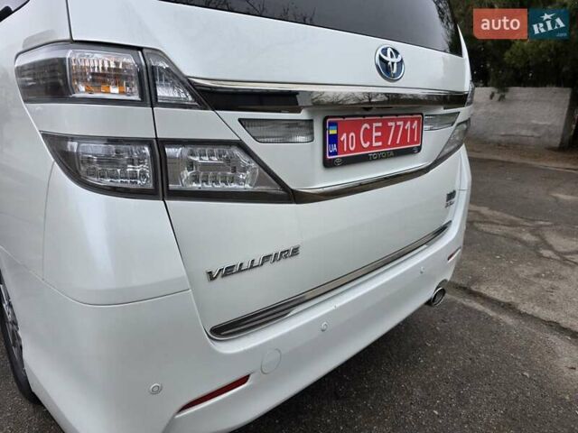Белый Тойота Веллфаир, объемом двигателя 2.4 л и пробегом 81 тыс. км за 23000 $, фото 12 на Automoto.ua