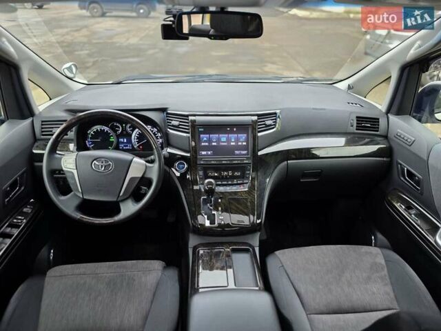 Белый Тойота Веллфаир, объемом двигателя 2.4 л и пробегом 81 тыс. км за 23000 $, фото 35 на Automoto.ua