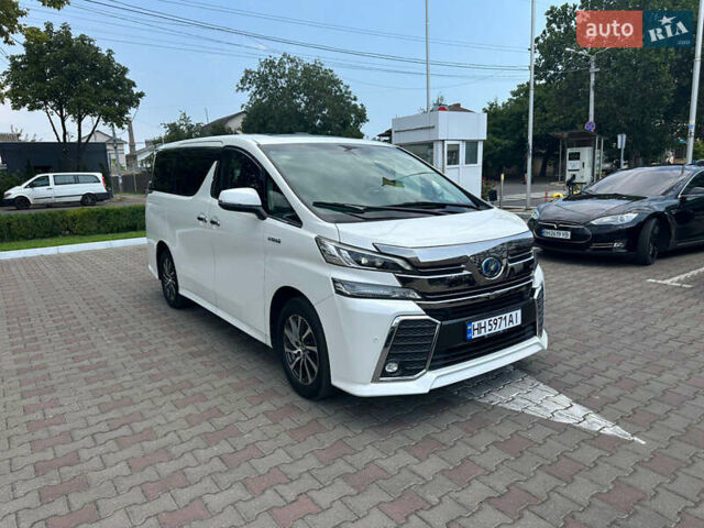 Белый Тойота Веллфаир, объемом двигателя 2.5 л и пробегом 80 тыс. км за 35990 $, фото 1 на Automoto.ua