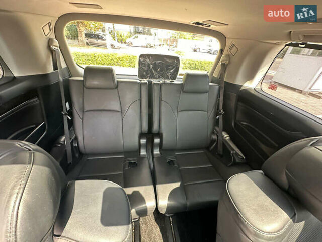 Белый Тойота Веллфаир, объемом двигателя 2.5 л и пробегом 80 тыс. км за 35990 $, фото 35 на Automoto.ua