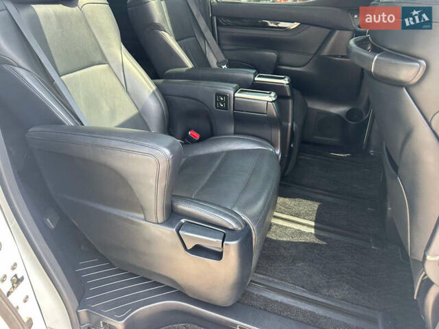 Белый Тойота Веллфаир, объемом двигателя 2.5 л и пробегом 80 тыс. км за 35990 $, фото 33 на Automoto.ua