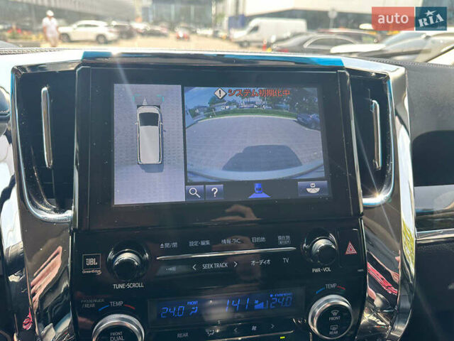 Белый Тойота Веллфаир, объемом двигателя 2.5 л и пробегом 80 тыс. км за 35990 $, фото 15 на Automoto.ua