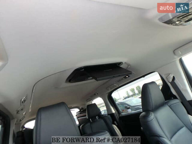 Білий Тойота Веллфаір, об'ємом двигуна 2.5 л та пробігом 126 тис. км за 33900 $, фото 23 на Automoto.ua