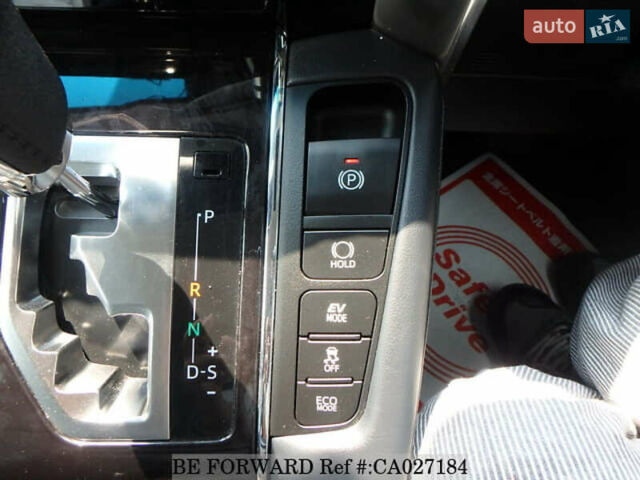 Білий Тойота Веллфаір, об'ємом двигуна 2.5 л та пробігом 126 тис. км за 33900 $, фото 41 на Automoto.ua