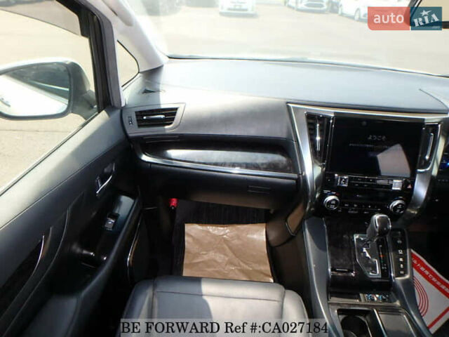 Білий Тойота Веллфаір, об'ємом двигуна 2.5 л та пробігом 126 тис. км за 33900 $, фото 31 на Automoto.ua