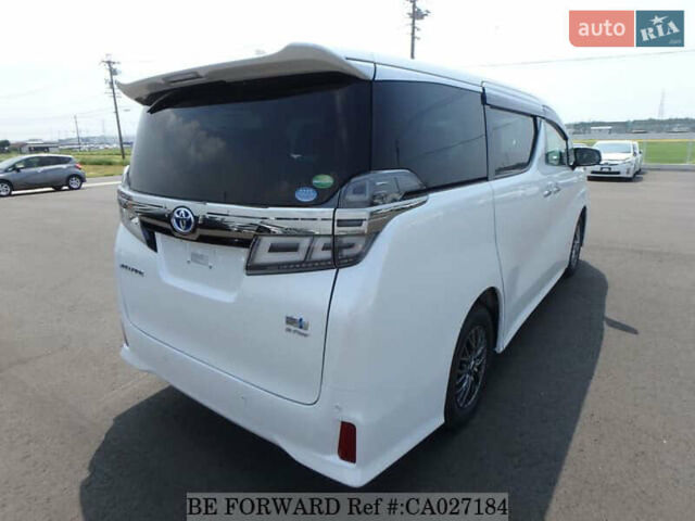 Білий Тойота Веллфаір, об'ємом двигуна 2.5 л та пробігом 126 тис. км за 33900 $, фото 4 на Automoto.ua