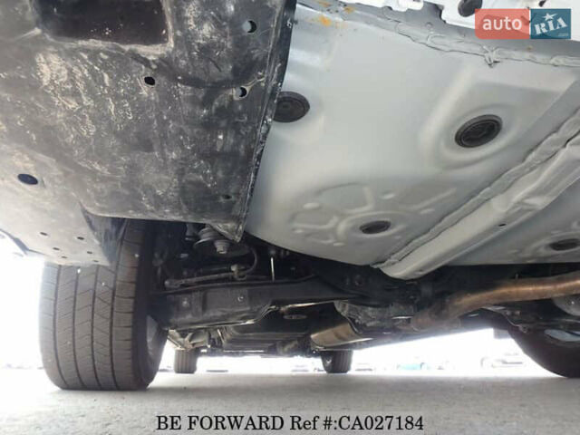 Білий Тойота Веллфаір, об'ємом двигуна 2.5 л та пробігом 126 тис. км за 33900 $, фото 14 на Automoto.ua