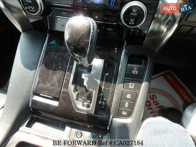 Білий Тойота Веллфаір, об'ємом двигуна 2.5 л та пробігом 126 тис. км за 33900 $, фото 37 на Automoto.ua