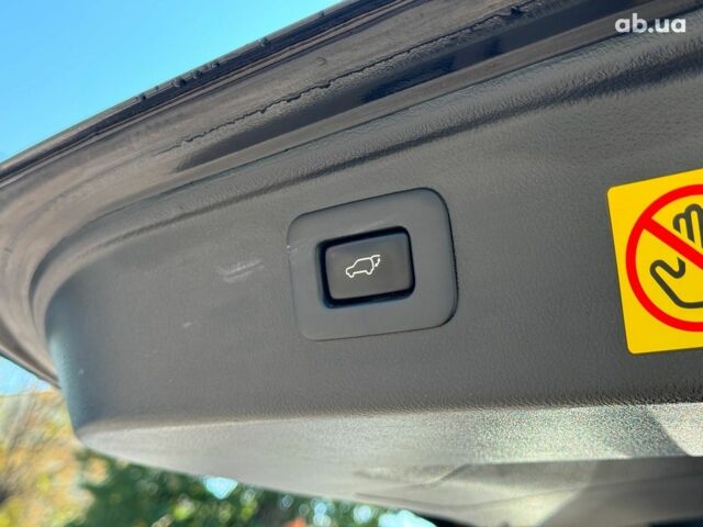 Черный Тойота Веллфаир, объемом двигателя 2.4 л и пробегом 82 тыс. км за 15490 $, фото 25 на Automoto.ua