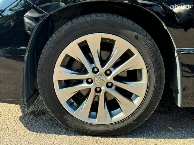 Черный Тойота Веллфаир, объемом двигателя 2.4 л и пробегом 82 тыс. км за 15490 $, фото 13 на Automoto.ua