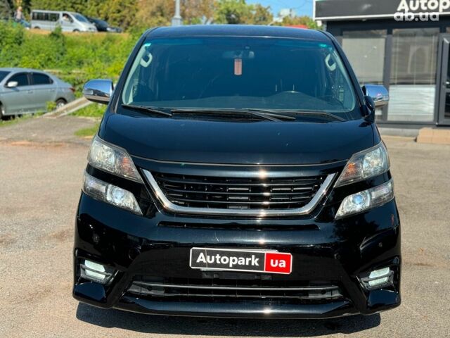 Черный Тойота Веллфаир, объемом двигателя 2.4 л и пробегом 82 тыс. км за 15490 $, фото 1 на Automoto.ua