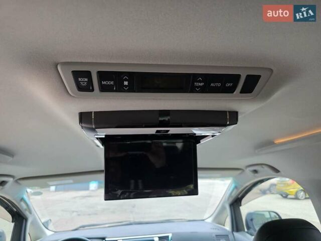 Черный Тойота Веллфаир, объемом двигателя 2.4 л и пробегом 96 тыс. км за 18000 $, фото 32 на Automoto.ua