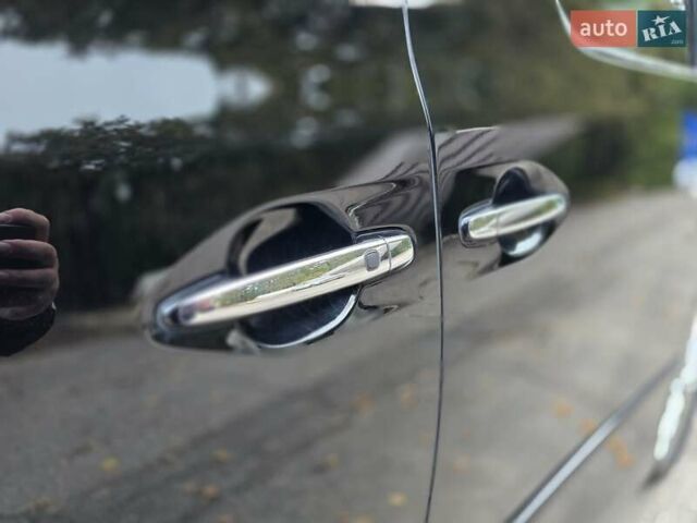 Черный Тойота Веллфаир, объемом двигателя 2.4 л и пробегом 96 тыс. км за 18000 $, фото 1 на Automoto.ua