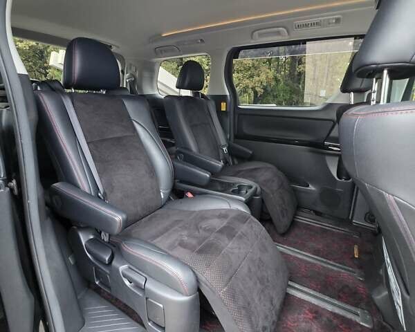 Черный Тойота Веллфаир, объемом двигателя 2.4 л и пробегом 96 тыс. км за 18000 $, фото 35 на Automoto.ua