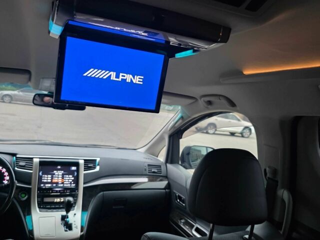 Чорний Тойота Веллфаір, об'ємом двигуна 2.4 л та пробігом 96 тис. км за 18000 $, фото 22 на Automoto.ua