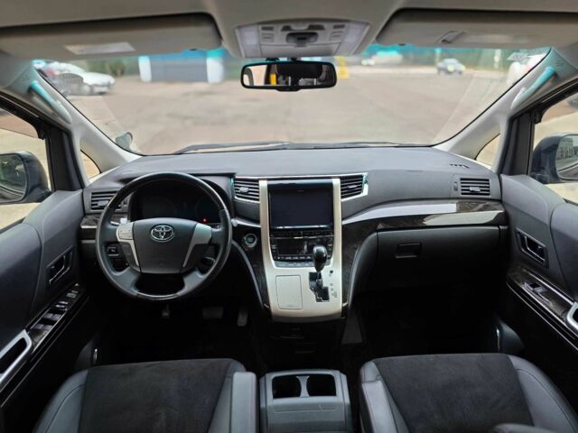 Чорний Тойота Веллфаір, об'ємом двигуна 2.4 л та пробігом 96 тис. км за 18000 $, фото 15 на Automoto.ua