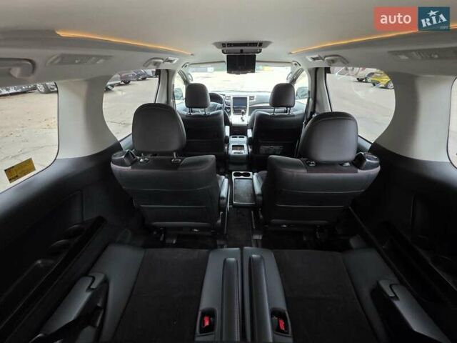 Черный Тойота Веллфаир, объемом двигателя 2.4 л и пробегом 96 тыс. км за 18000 $, фото 31 на Automoto.ua