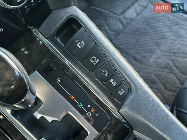 Черный Тойота Веллфаир, объемом двигателя 2.49 л и пробегом 90 тыс. км за 29900 $, фото 51 на Automoto.ua