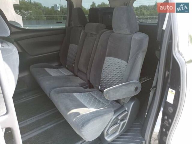 Черный Тойота Веллфаир, объемом двигателя 2.49 л и пробегом 107 тыс. км за 33500 $, фото 13 на Automoto.ua