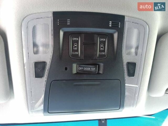 Черный Тойота Веллфаир, объемом двигателя 2.49 л и пробегом 107 тыс. км за 33500 $, фото 27 на Automoto.ua