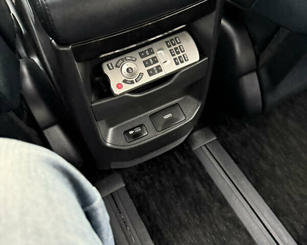 Фіолетовий Тойота Веллфаір, об'ємом двигуна 2.4 л та пробігом 117 тис. км за 21600 $, фото 53 на Automoto.ua