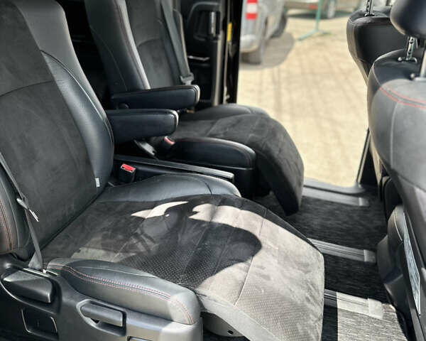 Фиолетовый Тойота Веллфаир, объемом двигателя 2.4 л и пробегом 77 тыс. км за 17600 $, фото 26 на Automoto.ua