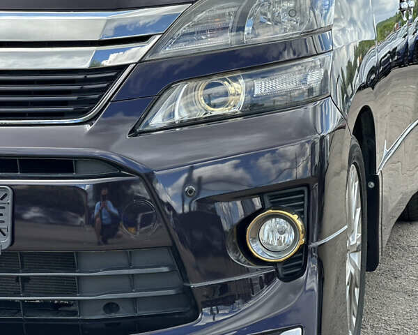 Фиолетовый Тойота Веллфаир, объемом двигателя 2.4 л и пробегом 77 тыс. км за 17600 $, фото 4 на Automoto.ua