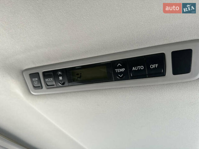 Фиолетовый Тойота Веллфаир, объемом двигателя 2.4 л и пробегом 77 тыс. км за 17600 $, фото 27 на Automoto.ua