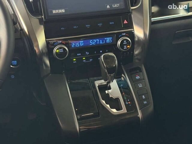 Тойота Веллфаір, об'ємом двигуна 2.5 л та пробігом 107 тис. км за 33450 $, фото 24 на Automoto.ua