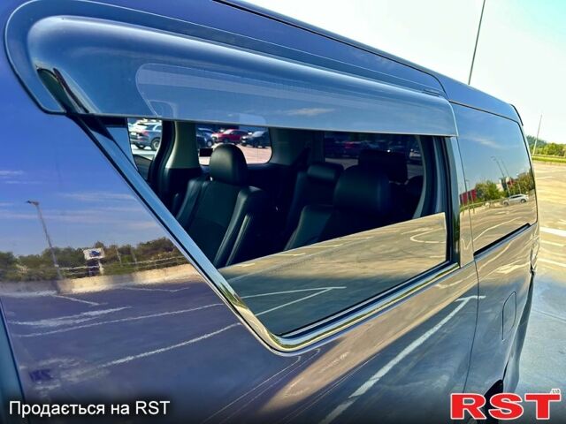 Тойота Веллфаир, объемом двигателя 2.4 л и пробегом 58 тыс. км за 18000 $, фото 4 на Automoto.ua
