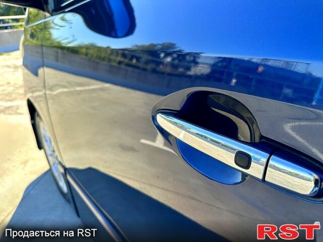 Синій Тойота Веллфаір, об'ємом двигуна 2.4 л та пробігом 79 тис. км за 16500 $, фото 3 на Automoto.ua