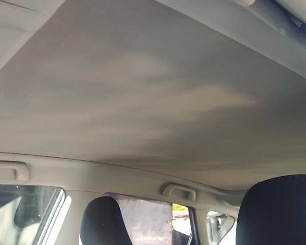 Черный Тойота Verso-S, объемом двигателя 1.3 л и пробегом 294 тыс. км за 6500 $, фото 26 на Automoto.ua