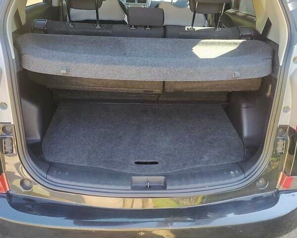 Черный Тойота Verso-S, объемом двигателя 1.3 л и пробегом 294 тыс. км за 6500 $, фото 36 на Automoto.ua