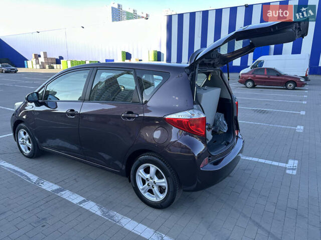 Фиолетовый Тойота Verso-S, объемом двигателя 1.3 л и пробегом 176 тыс. км за 8500 $, фото 24 на Automoto.ua