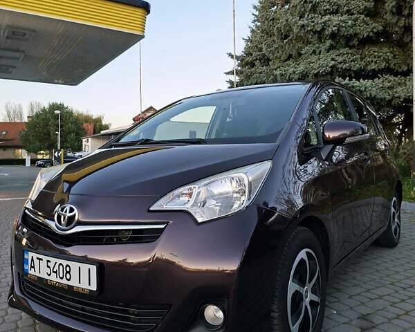 Фіолетовий Тойота Verso-S, об'ємом двигуна 1.36 л та пробігом 244 тис. км за 8999 $, фото 2 на Automoto.ua