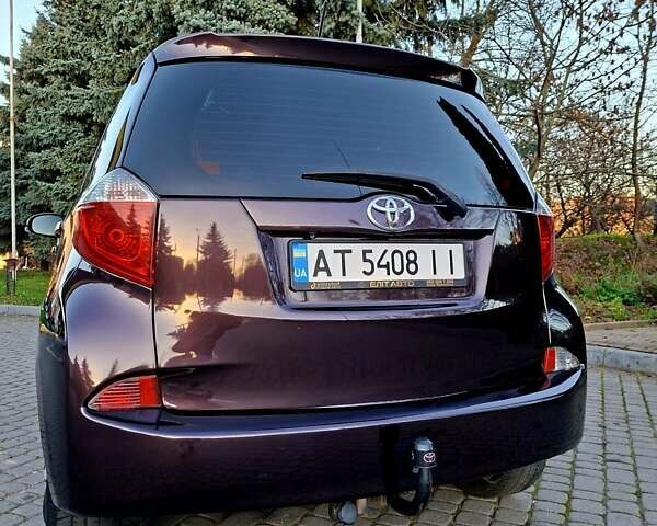 Фіолетовий Тойота Verso-S, об'ємом двигуна 1.36 л та пробігом 244 тис. км за 8999 $, фото 6 на Automoto.ua