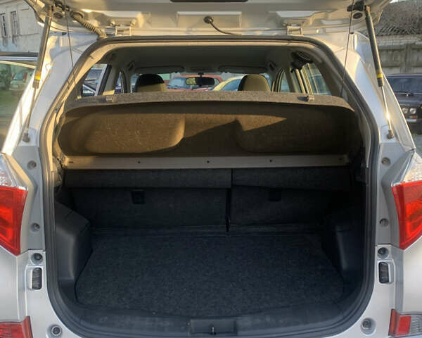 Серый Тойота Verso-S, объемом двигателя 1.3 л и пробегом 31 тыс. км за 9400 $, фото 10 на Automoto.ua