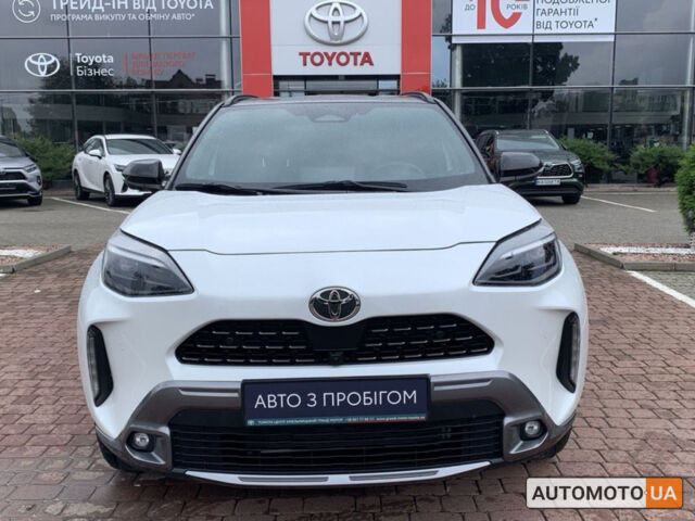 Белый Тойота Yaris Cross, объемом двигателя 1.5 л и пробегом 923 тыс. км за 32970 $, фото 4 на Automoto.ua