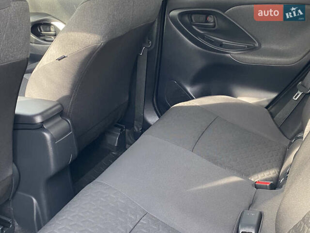 Белый Тойота Yaris Cross, объемом двигателя 1.5 л и пробегом 51 тыс. км за 23250 $, фото 29 на Automoto.ua