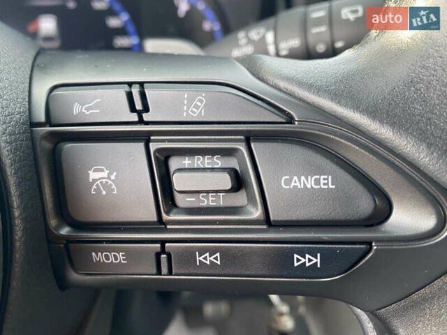 Белый Тойота Yaris Cross, объемом двигателя 1.5 л и пробегом 51 тыс. км за 23250 $, фото 24 на Automoto.ua
