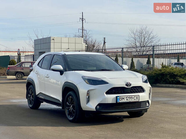 Белый Тойота Yaris Cross, объемом двигателя 1.5 л и пробегом 51 тыс. км за 23250 $, фото 6 на Automoto.ua