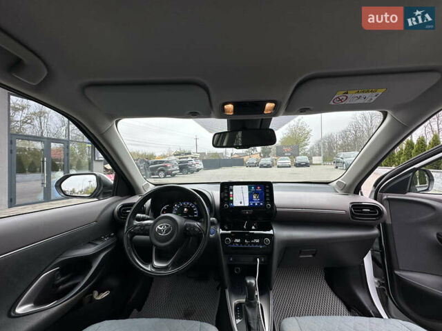 Білий Тойота Yaris Cross, об'ємом двигуна 1.49 л та пробігом 49 тис. км за 25000 $, фото 6 на Automoto.ua