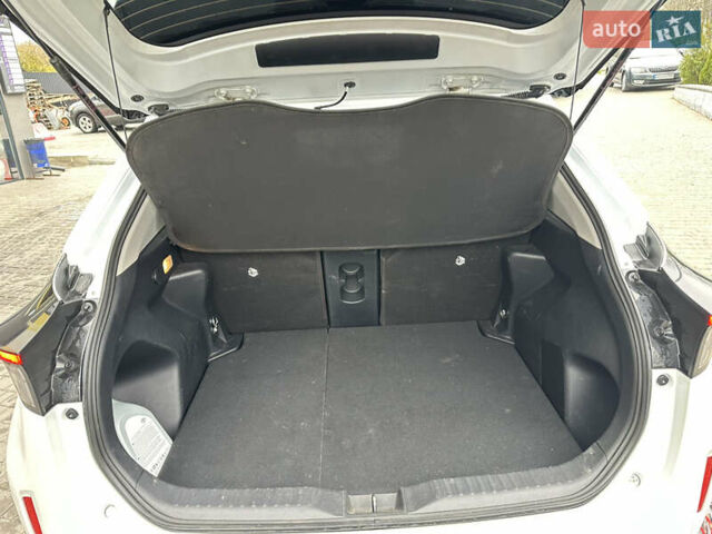 Білий Тойота Yaris Cross, об'ємом двигуна 1.49 л та пробігом 49 тис. км за 25000 $, фото 7 на Automoto.ua