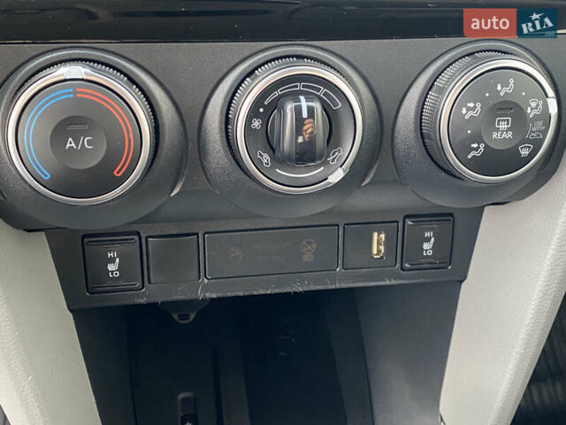 Белый Тойота Yaris Cross, объемом двигателя 1.5 л и пробегом 51 тыс. км за 23250 $, фото 26 на Automoto.ua