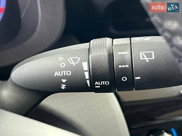 Белый Тойота Yaris Cross, объемом двигателя 1.49 л и пробегом 69 тыс. км за 24900 $, фото 24 на Automoto.ua