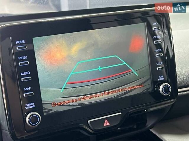 Белый Тойота Yaris Cross, объемом двигателя 1.49 л и пробегом 69 тыс. км за 24900 $, фото 20 на Automoto.ua