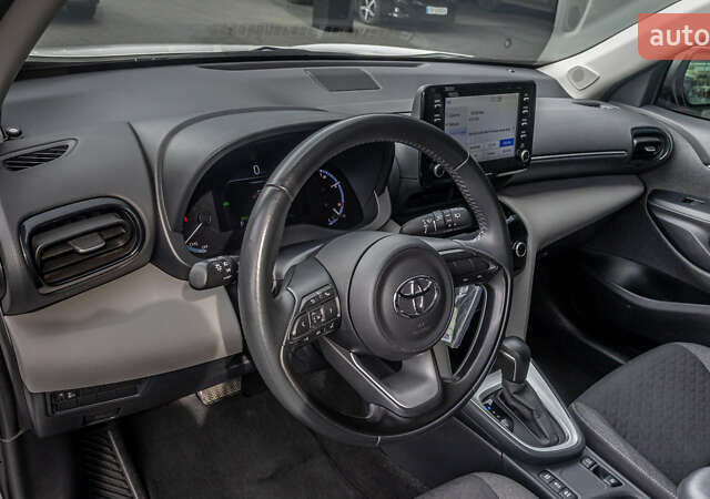 Білий Тойота Yaris Cross, об'ємом двигуна 1.49 л та пробігом 44 тис. км за 25300 $, фото 15 на Automoto.ua