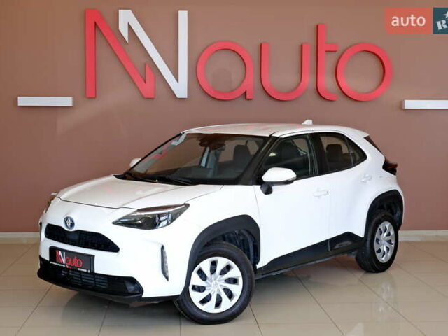 Белый Тойота Yaris Cross, объемом двигателя 1.5 л и пробегом 69 тыс. км за 25500 $, фото 8 на Automoto.ua