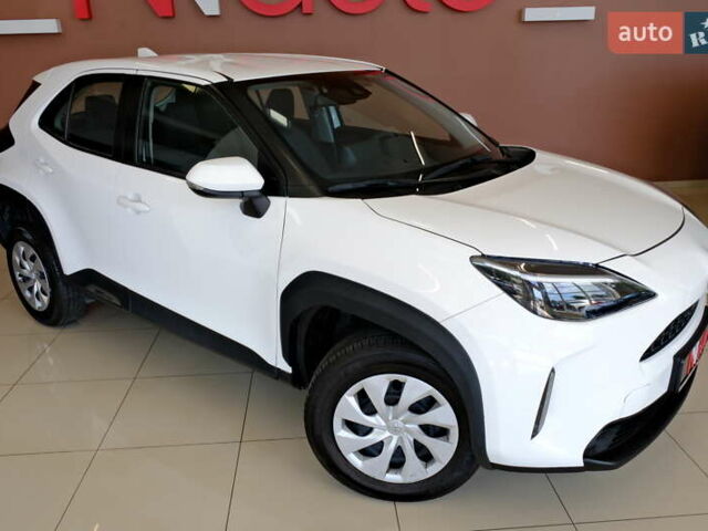 Белый Тойота Yaris Cross, объемом двигателя 1.5 л и пробегом 69 тыс. км за 25500 $, фото 10 на Automoto.ua