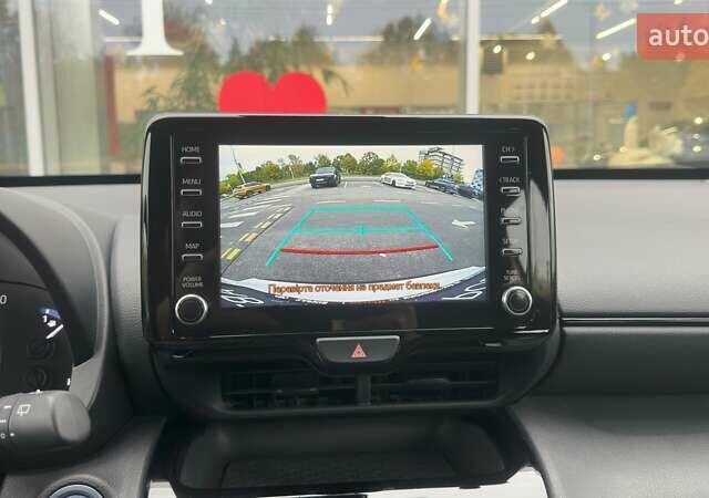 Белый Тойота Yaris Cross, объемом двигателя 1.49 л и пробегом 45 тыс. км за 28500 $, фото 21 на Automoto.ua